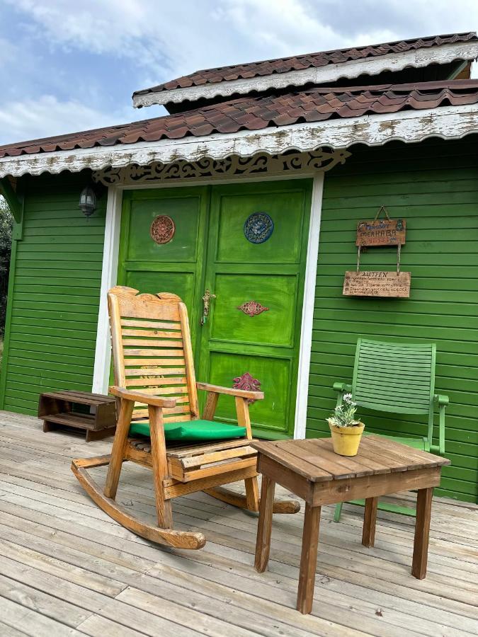 Seyyah Cafe Bungalows Aliaga Extérieur photo